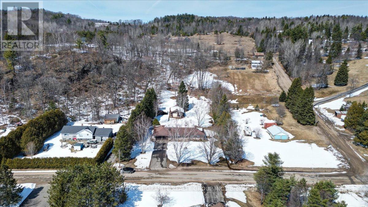 237 Maxwell Settlement Road, Bancroft (Bancroft Ward), Ontario  K0L 1C0 - Photo 41 - X12992120