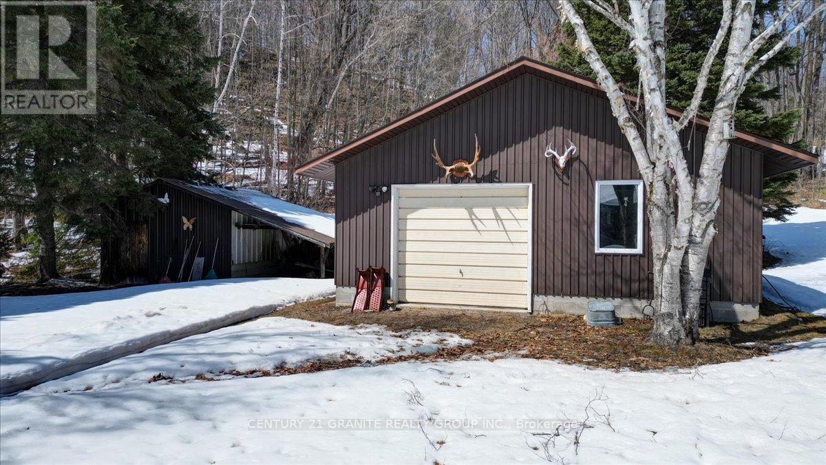 237 Maxwell Settlement Road, Bancroft (Bancroft Ward), Ontario  K0L 1C0 - Photo 45 - X12992120