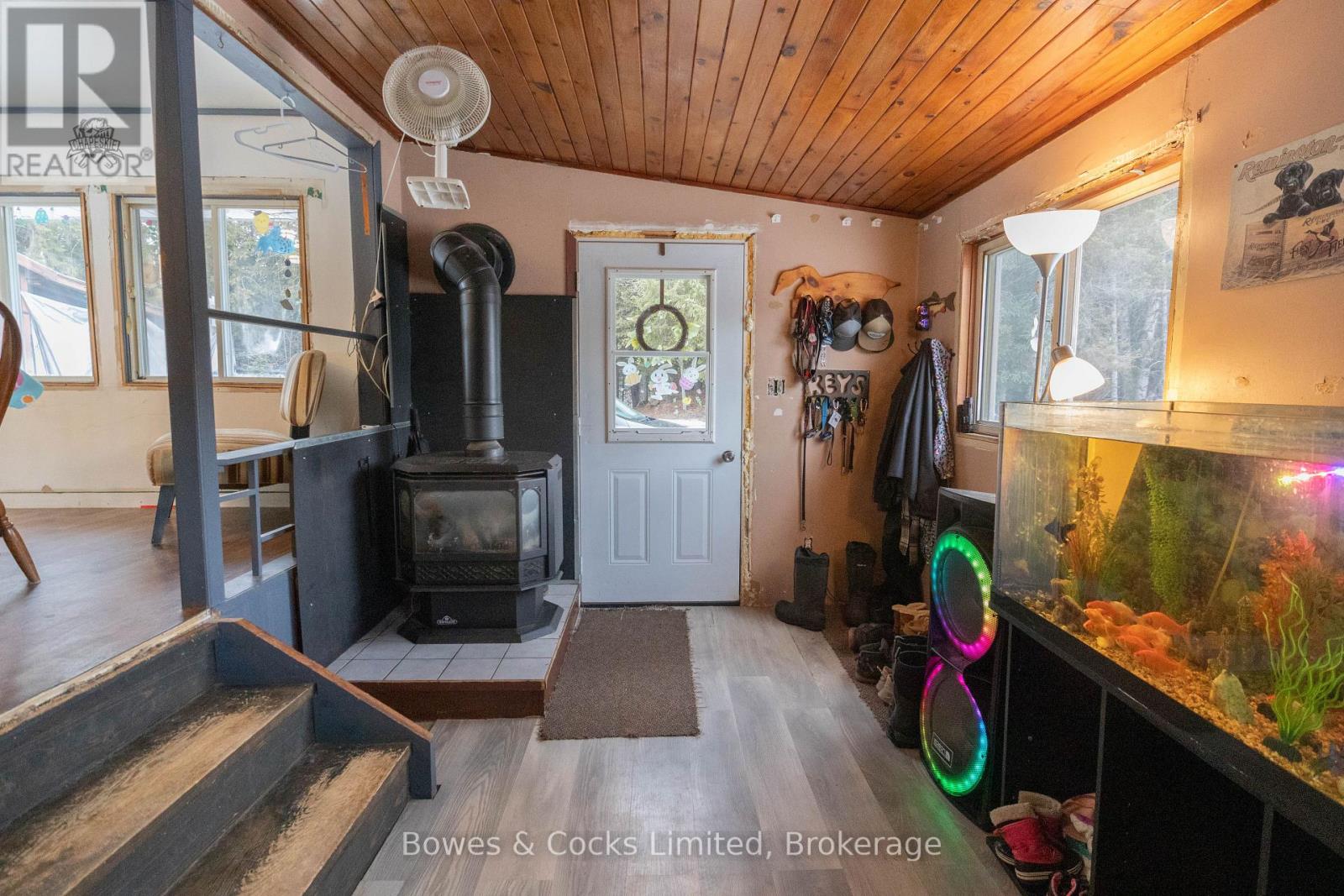 1046 Detlor Road, Bancroft (Dungannon Ward), Ontario  K0L 2L0 - Photo 13 - X12992324