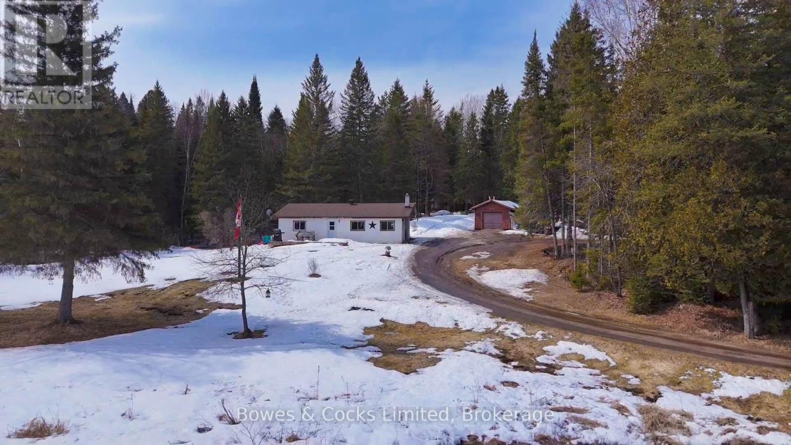 1046 Detlor Road, Bancroft (Dungannon Ward), Ontario  K0L 2L0 - Photo 2 - X12992324