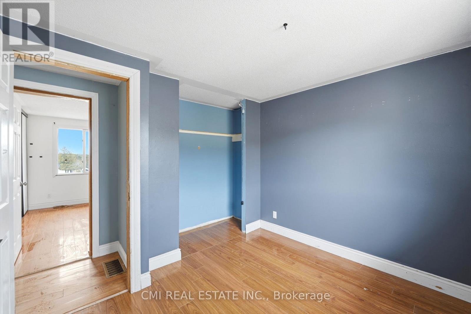 692 Emily Park Road, Kawartha Lakes (Omemee), Ontario  K0L 2W0 - Photo 24 - X12992450