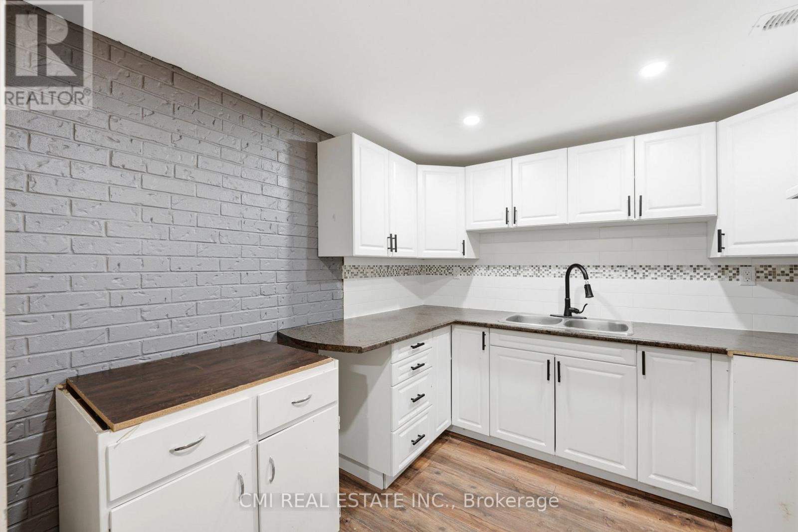 692 Emily Park Road, Kawartha Lakes (Omemee), Ontario  K0L 2W0 - Photo 33 - X12992450