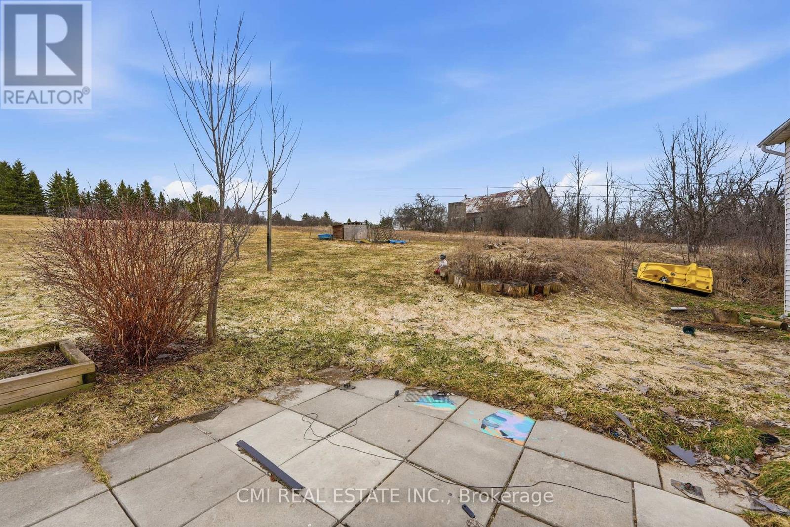 692 Emily Park Road, Kawartha Lakes (Omemee), Ontario  K0L 2W0 - Photo 38 - X12992450