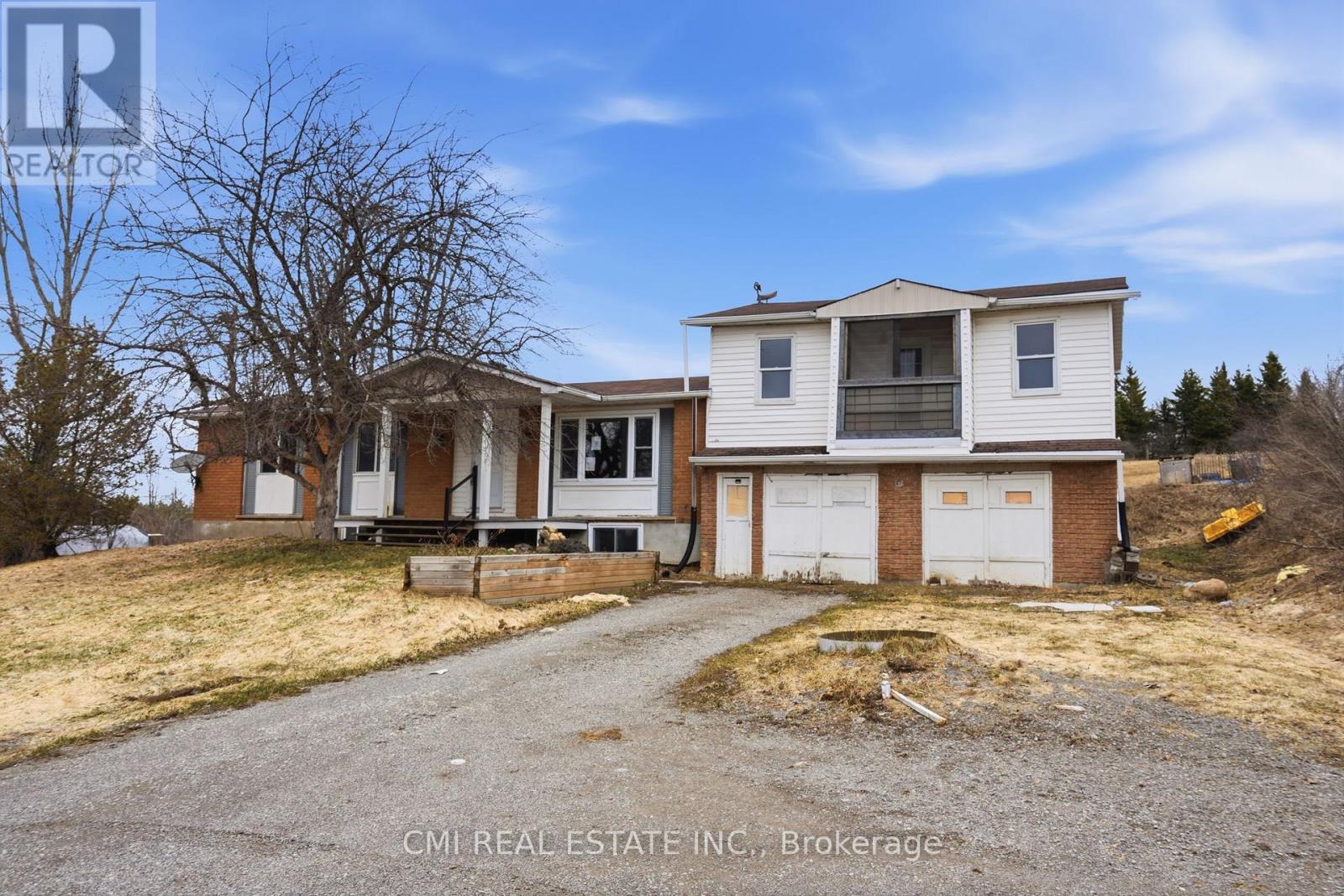 692 Emily Park Road, Kawartha Lakes (Omemee), Ontario  K0L 2W0 - Photo 4 - X12992450