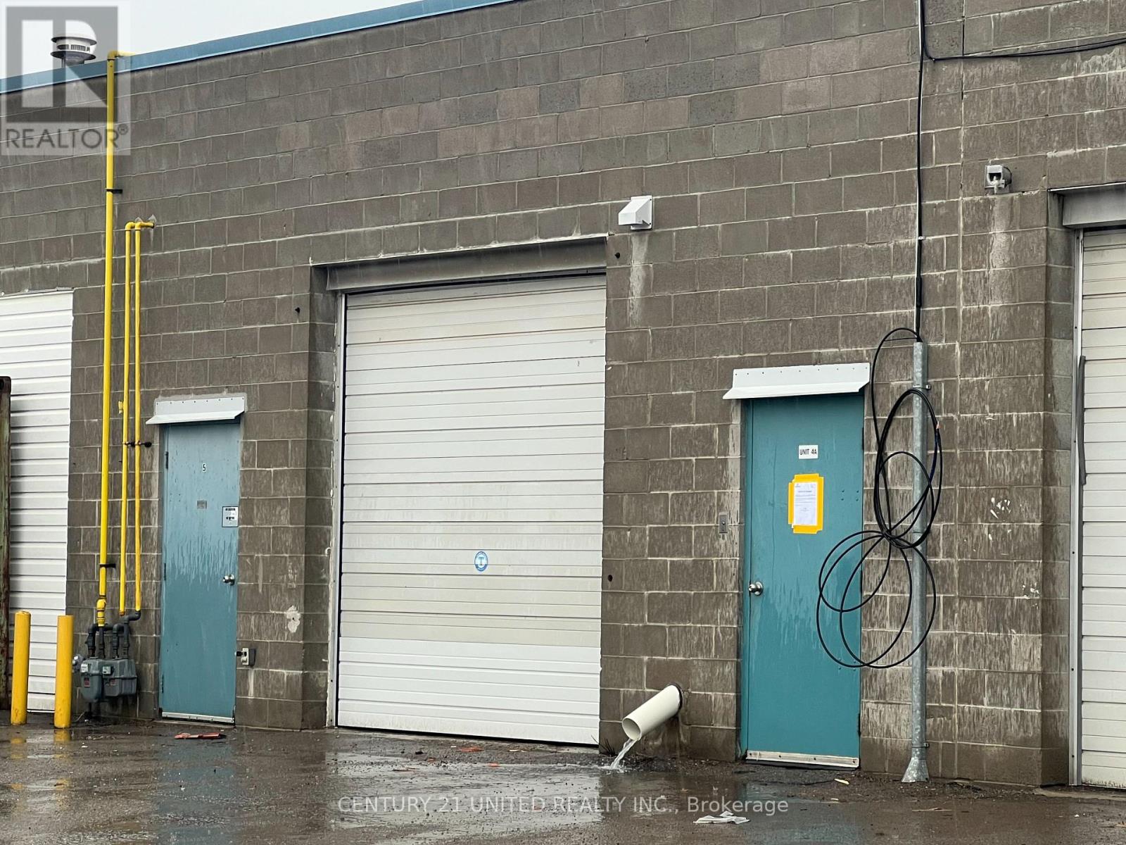 4 - 637 The Queensway, Peterborough (Otonabee Ward 1), Ontario  K9J 7J6 - Photo 3 - X12992540