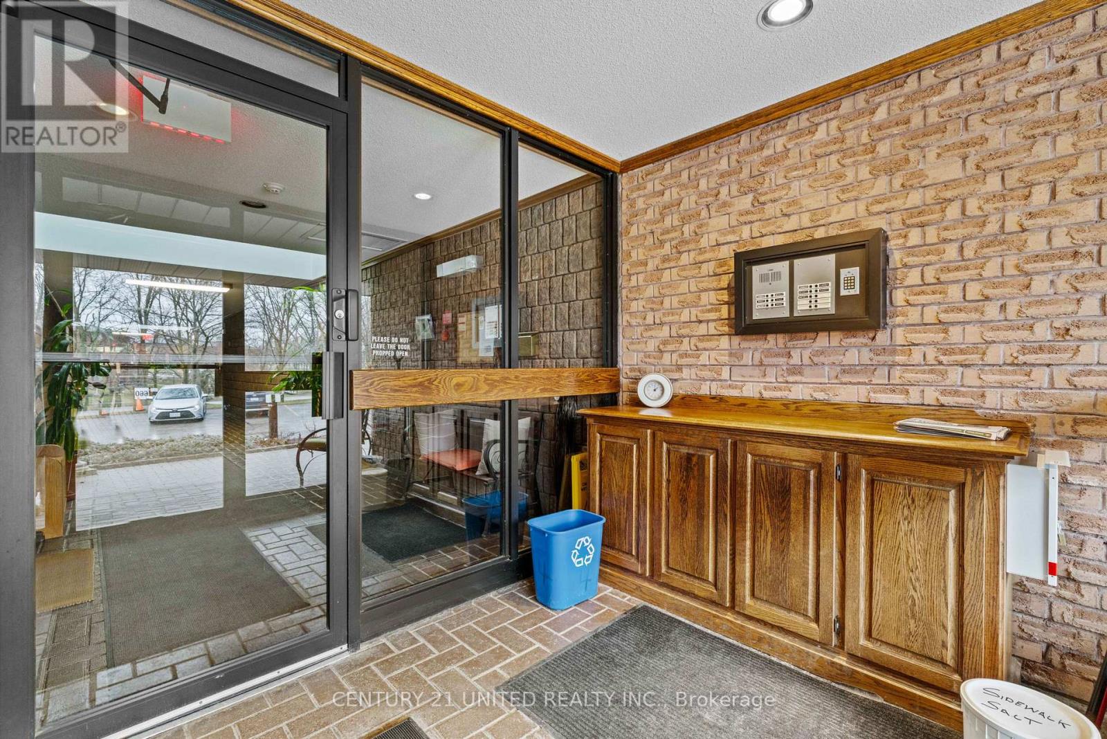 3 - 660 Whitaker Street, Peterborough (Ashburnham Ward 4), Ontario  K9H 7L5 - Photo 2 - X12992660