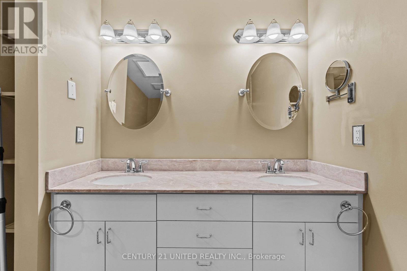 3 - 660 Whitaker Street, Peterborough (Ashburnham Ward 4), Ontario  K9H 7L5 - Photo 34 - X12992660