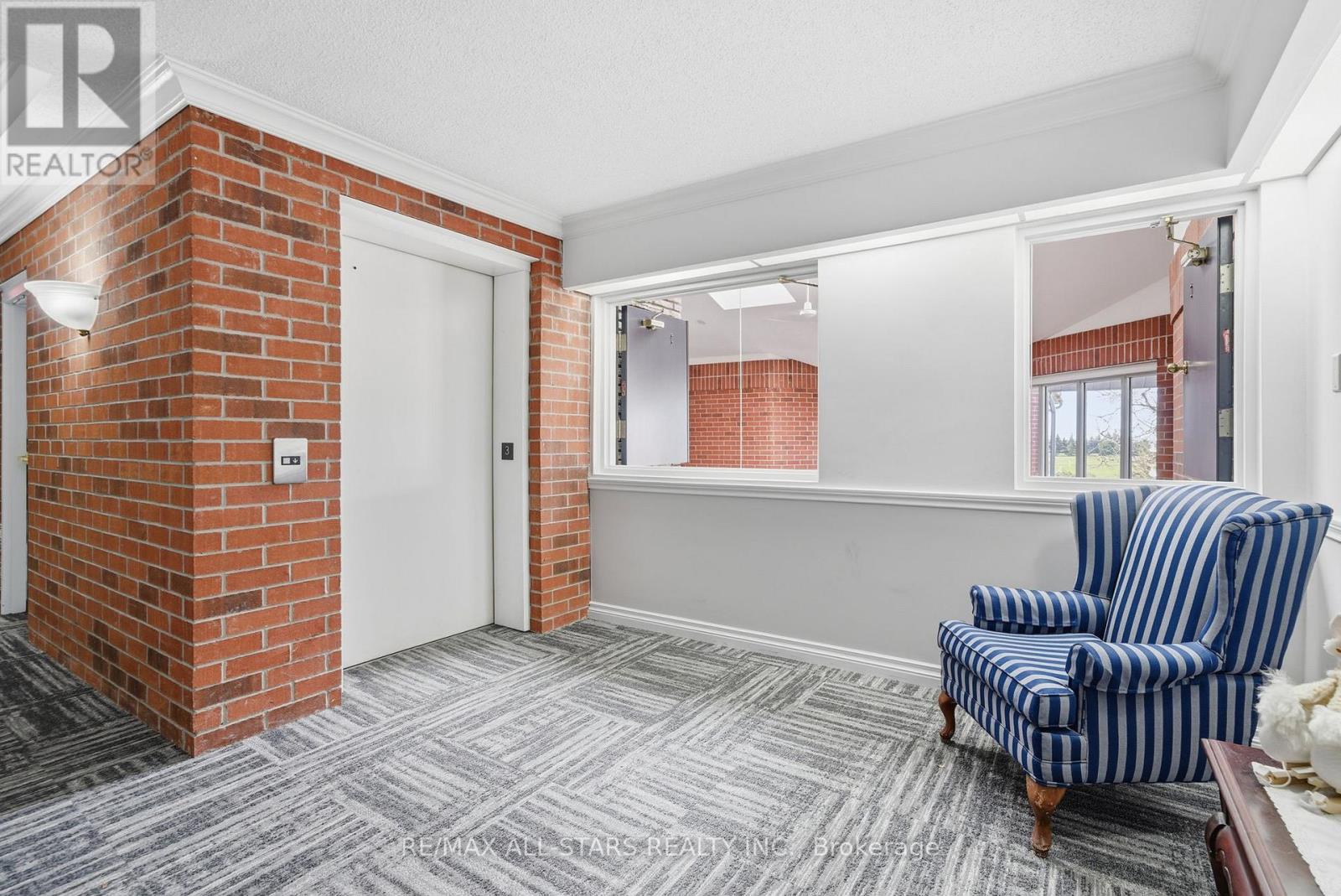 312 - 4 Heritage Way, Kawartha Lakes (Lindsay), Ontario  K9V 5Z2 - Photo 8 - X12993098