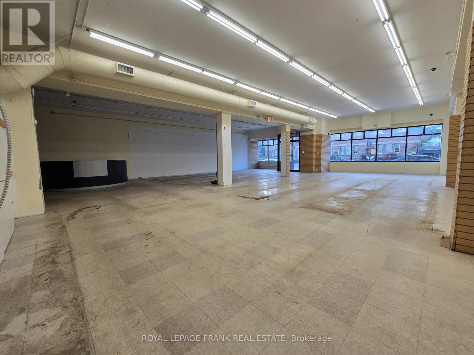 15 King Avenue W, Clarington (Newcastle), Ontario  L1B 1K9 - Photo 4 - E12993148