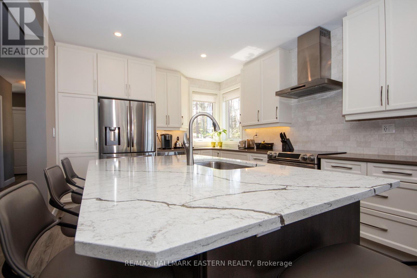 409 Gallivan Drive, Selwyn, Ontario  K0L 1T0 - Photo 7 - X12993192