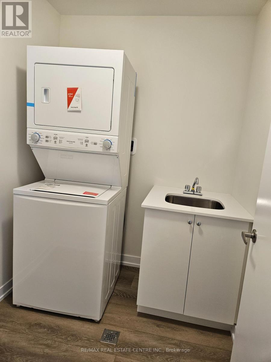 Upper - 22 Ziibi Way, Clarington (Newcastle), Ontario  L1B 0W5 - Photo 9 - E12993572