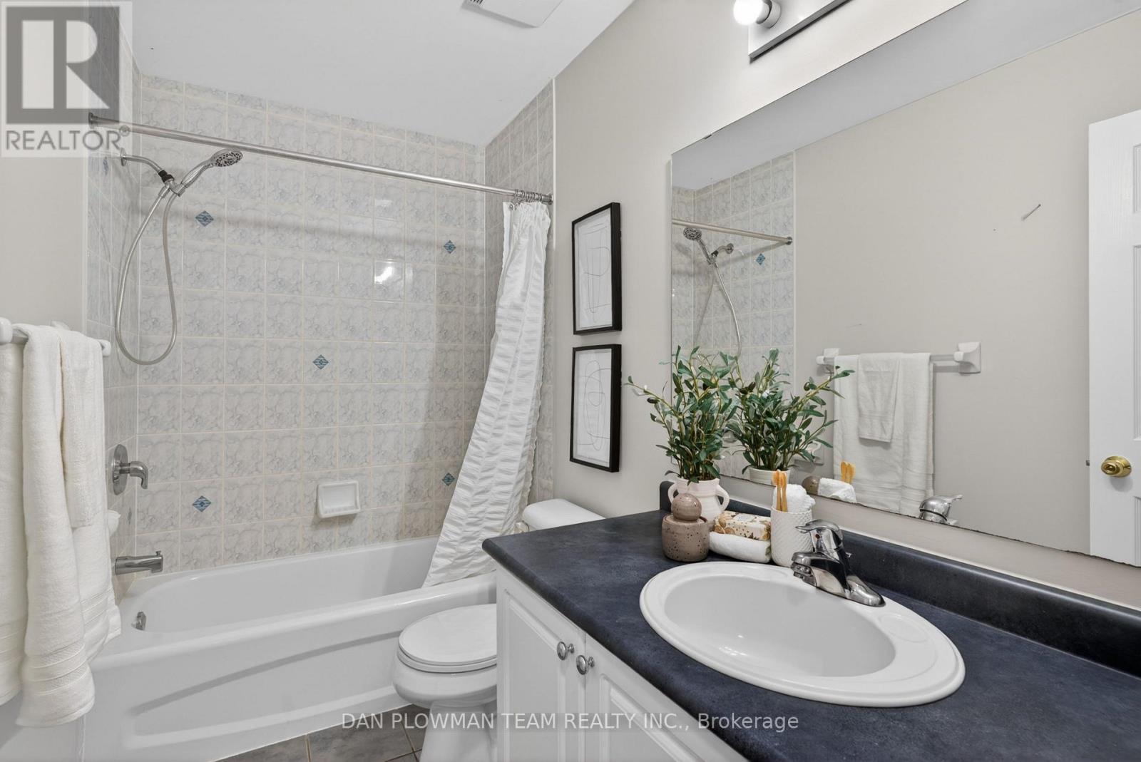 10 Springbank Road, Kawartha Lakes (Omemee), Ontario  K0L 2W0 - Photo 27 - X12993684