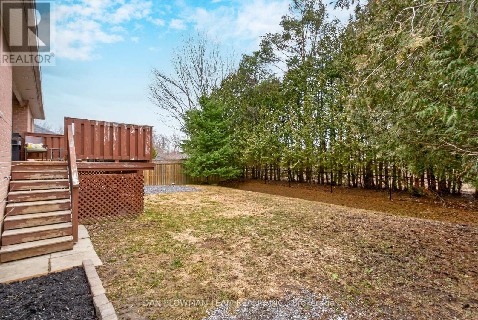 10 Springbank Road, Kawartha Lakes (Omemee), Ontario  K0L 2W0 - Photo 35 - X12993684