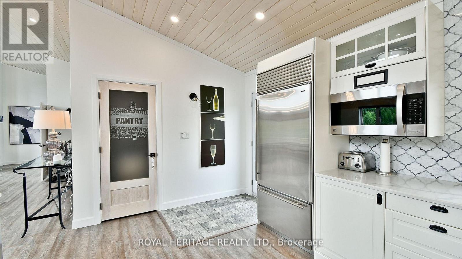 9 Hunts Line Road, Trent Lakes, Ontario  K0L 1J0 - Photo 11 - X12994370