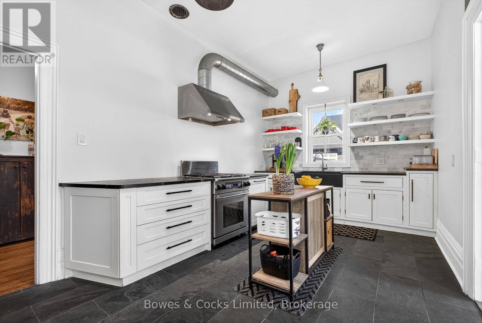 82 Queen Street, Selwyn, Ontario  K0L 2H0 - Photo 14 - X12994740