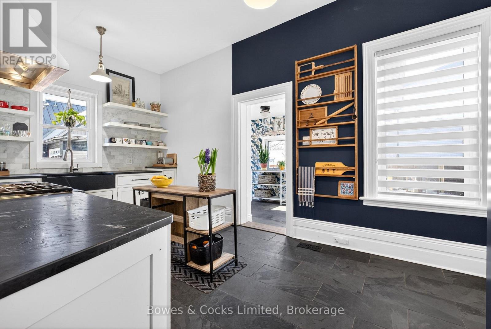 82 Queen Street, Selwyn, Ontario  K0L 2H0 - Photo 16 - X12994740