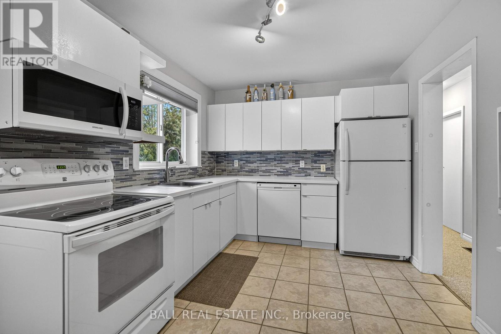 1129 Algonquin Boulevard, Peterborough (Northcrest Ward 5), Ontario  K9H 6N1 - Photo 14 - X12994970