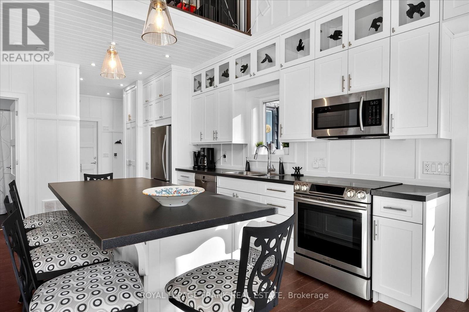 299 Fire Route 10a, North Kawartha, Ontario  K0L 3G0 - Photo 12 - X12995100