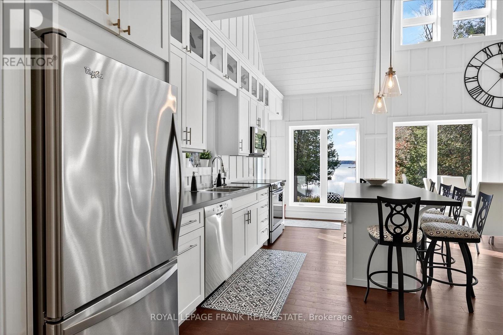 299 Fire Route 10a, North Kawartha, Ontario  K0L 3G0 - Photo 13 - X12995100