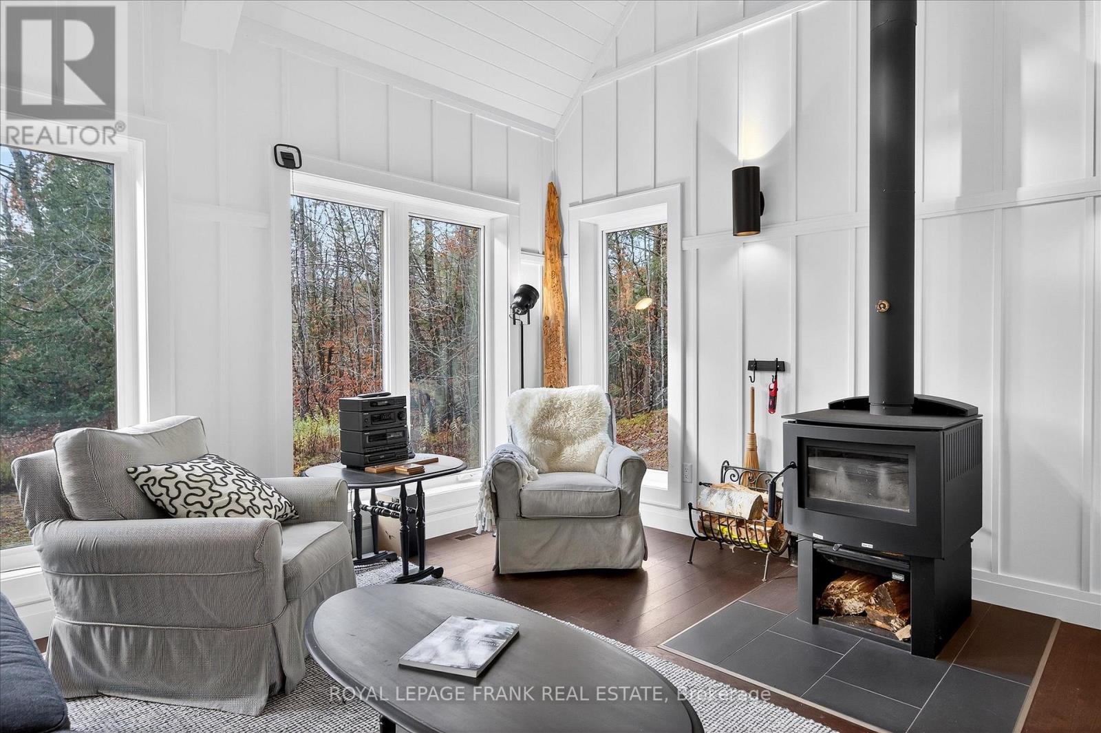 299 Fire Route 10a, North Kawartha, Ontario  K0L 3G0 - Photo 15 - X12995100