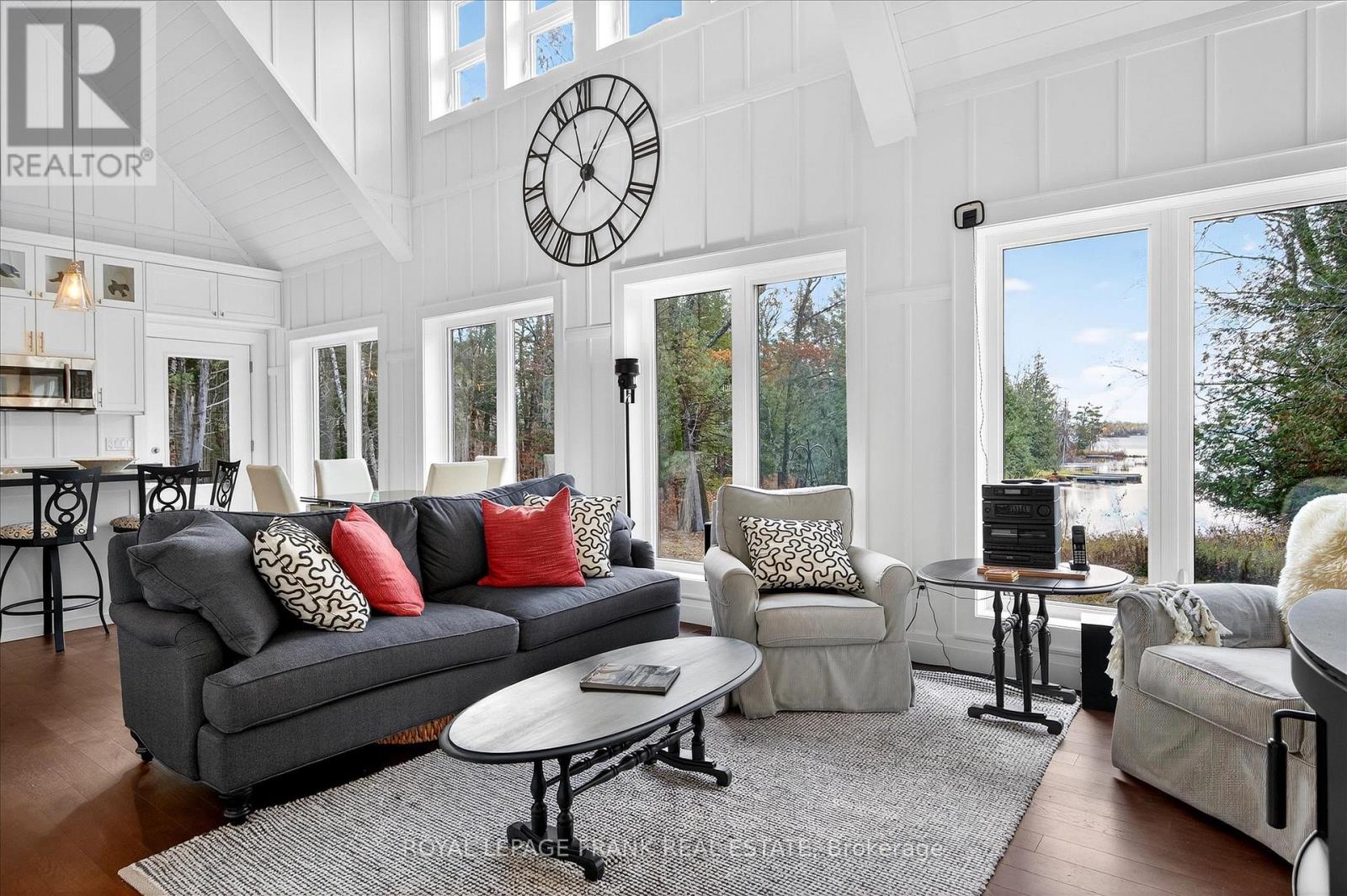 299 Fire Route 10a, North Kawartha, Ontario  K0L 3G0 - Photo 16 - X12995100