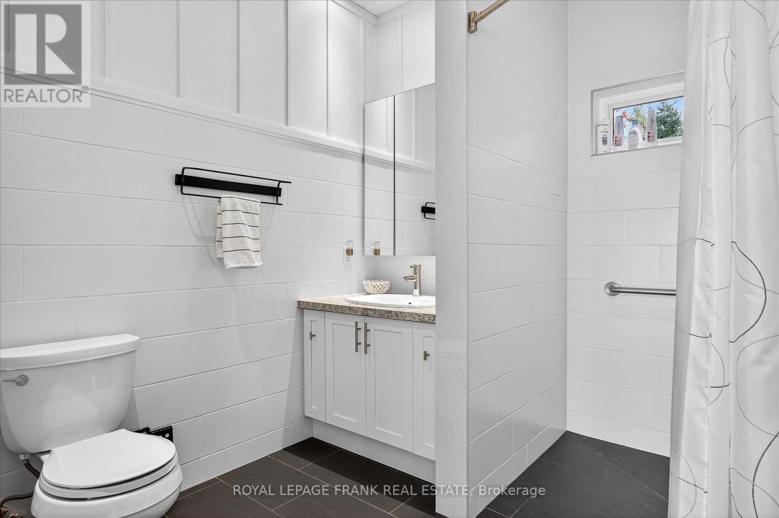 299 Fire Route 10a, North Kawartha, Ontario  K0L 3G0 - Photo 23 - X12995100