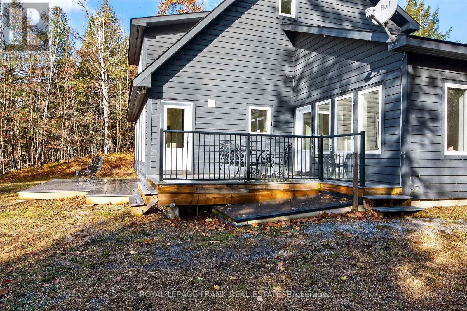 299 Fire Route 10a, North Kawartha, Ontario  K0L 3G0 - Photo 6 - X12995100