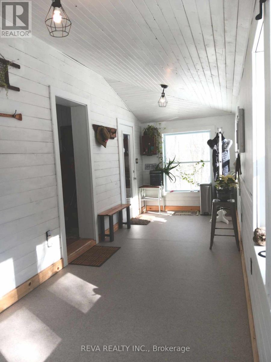 1476 Hillsview Road, Hastings Highlands (Monteagle Ward), Ontario  K0L 2R0 - Photo 9 - X12995388