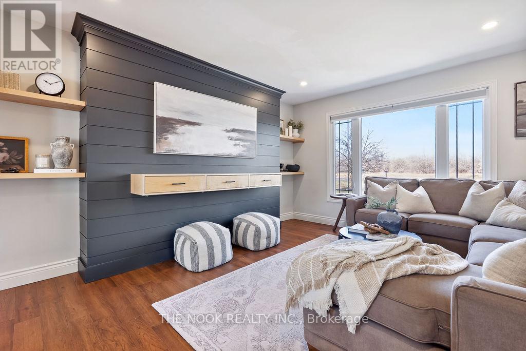 1915 County Road 2 Road, Otonabee-South Monaghan, Ontario  K9J 6X7 - Photo 8 - X12995436