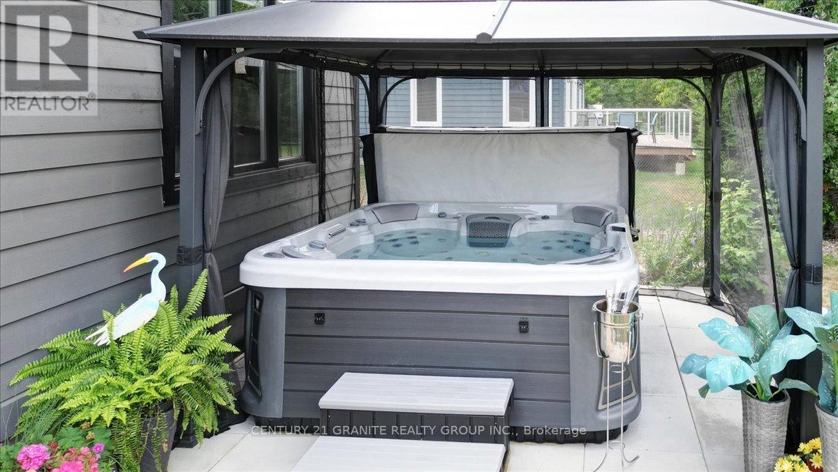 9 Bancroft Ridge Drive, Bancroft (Bancroft Ward), Ontario  K0L 1C0 - Photo 42 - X12995466