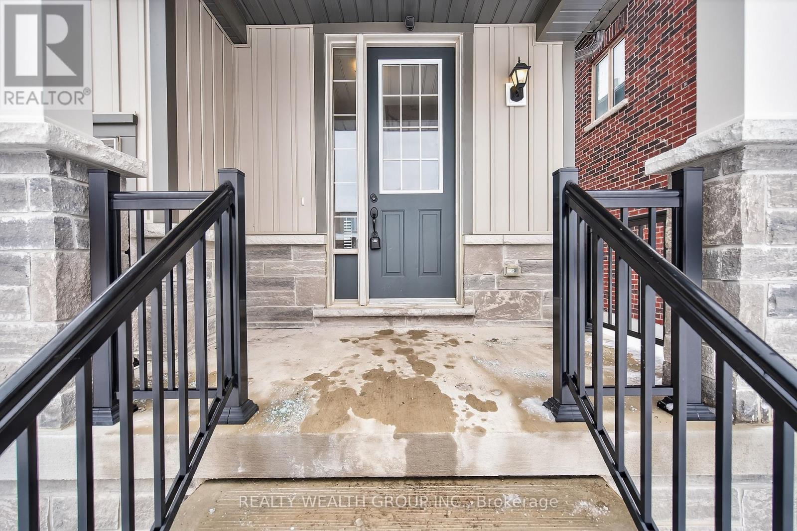 803 Griffin Trail, Peterborough (Monaghan Ward 2), Ontario  K9K 0J1 - Photo 2 - X12995932