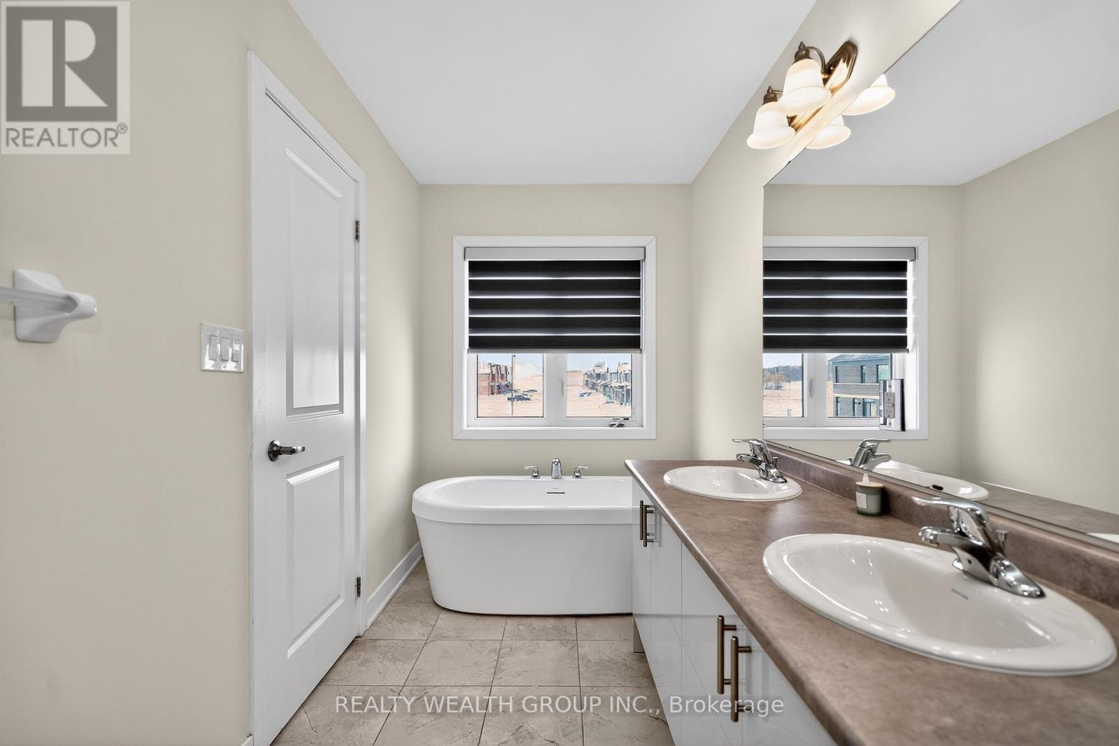 803 Griffin Trail, Peterborough (Monaghan Ward 2), Ontario  K9K 0J1 - Photo 31 - X12995932