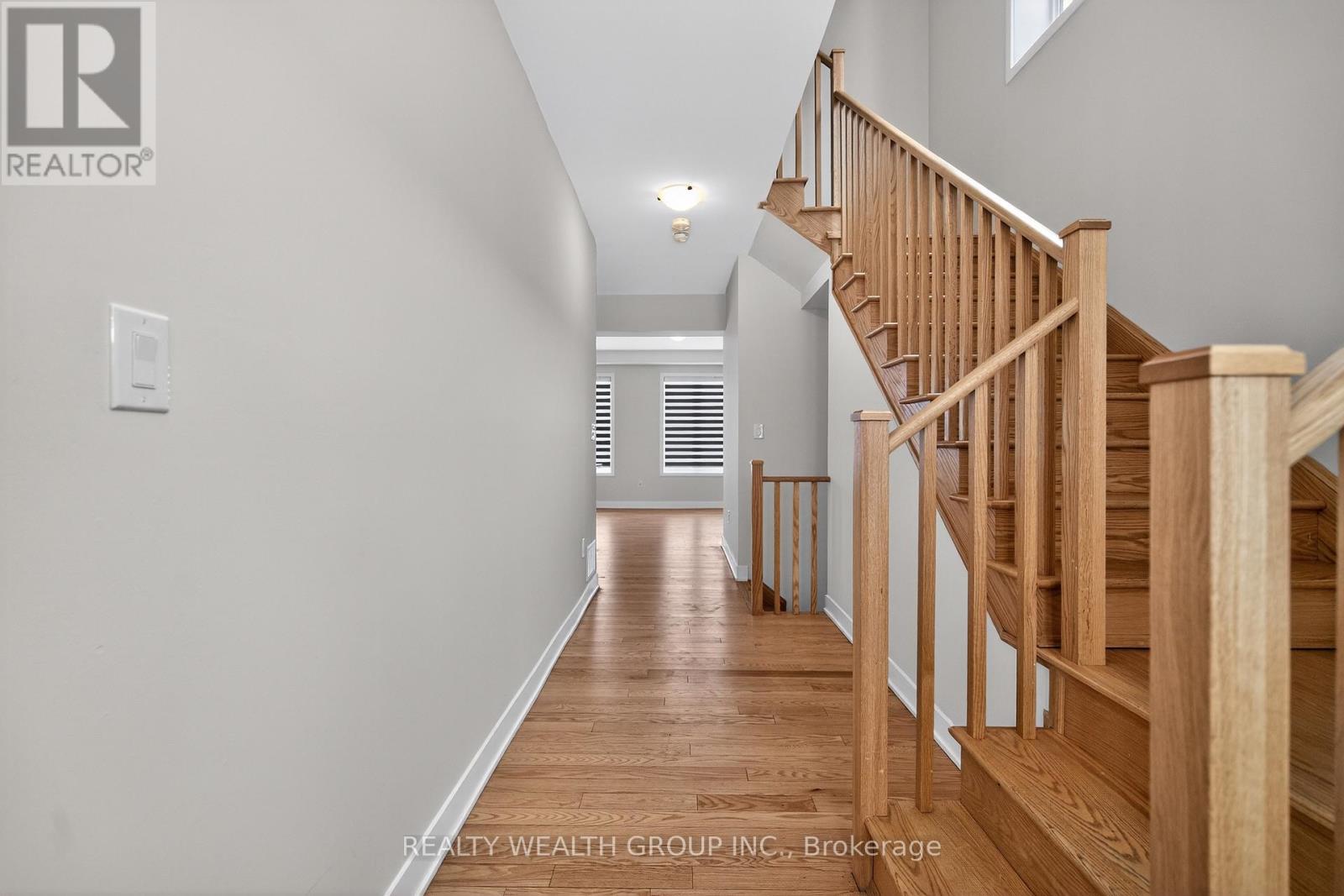 803 Griffin Trail, Peterborough (Monaghan Ward 2), Ontario  K9K 0J1 - Photo 6 - X12995932