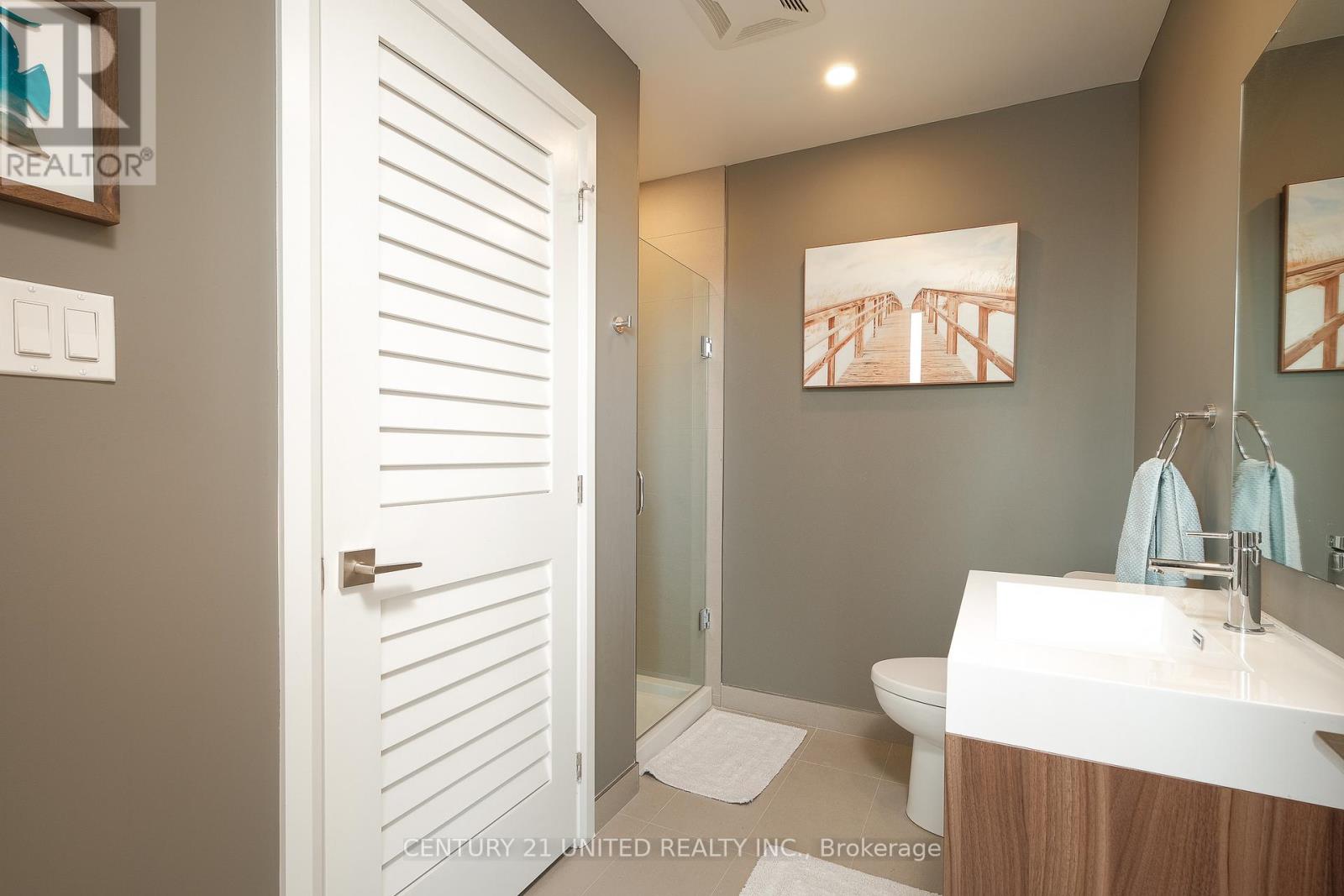 610 - 195 Hunter Street E, Peterborough (Ashburnham Ward 4), Ontario  K9H 0K6 - Photo 8 - X12996282