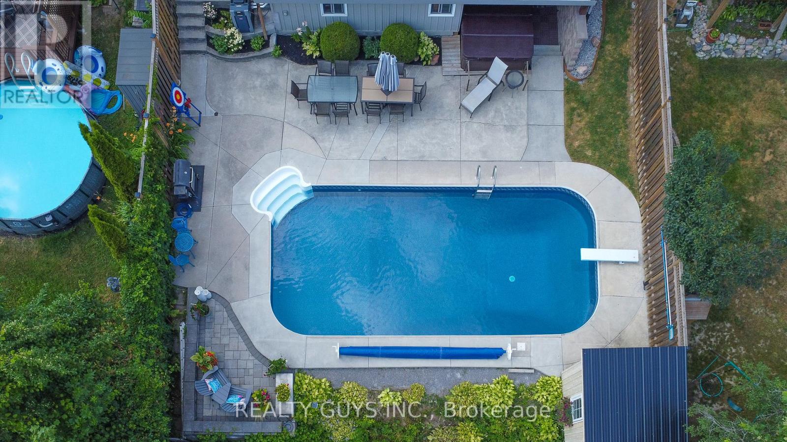 2515 Farmcrest Avenue, Peterborough (Ashburnham Ward 4), Ontario  K9L 1R8 - Photo 10 - X12996306