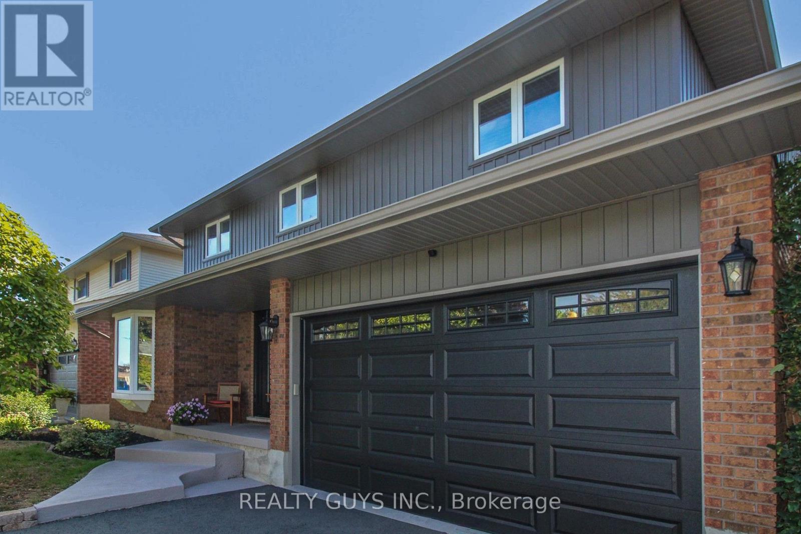 2515 Farmcrest Avenue, Peterborough (Ashburnham Ward 4), Ontario  K9L 1R8 - Photo 4 - X12996306