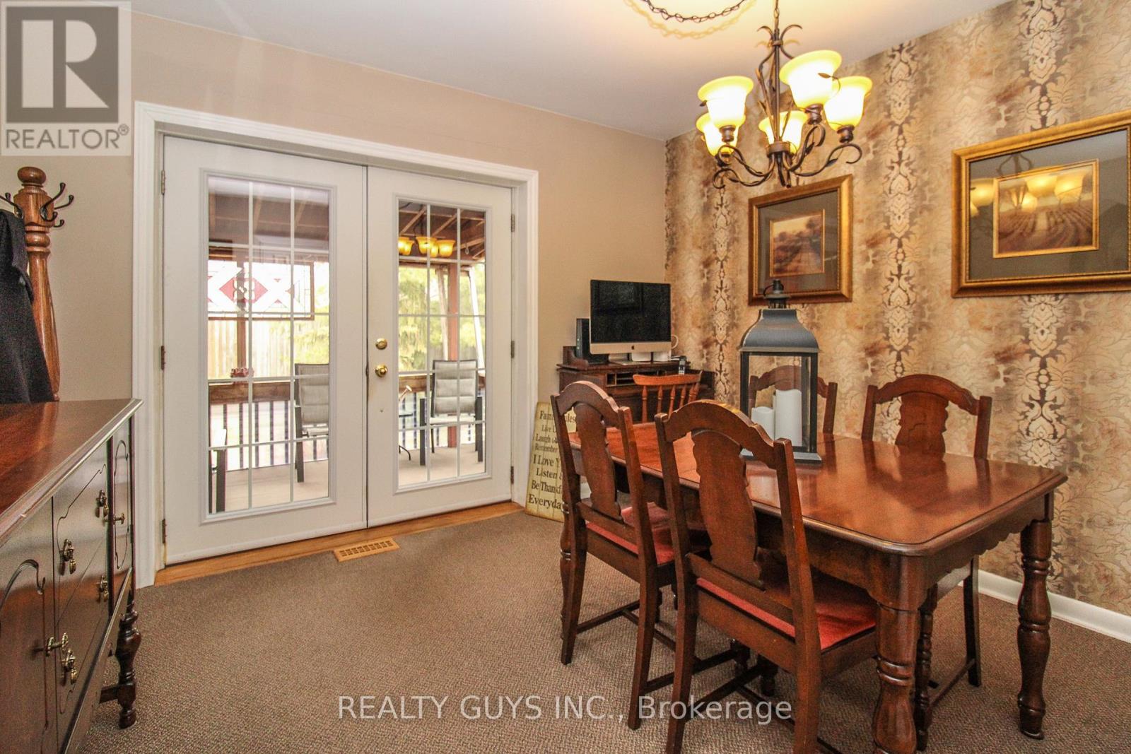 734 Crawford Place, Peterborough (Otonabee Ward 1), Ontario  K9J 3X3 - Photo 26 - X12996340