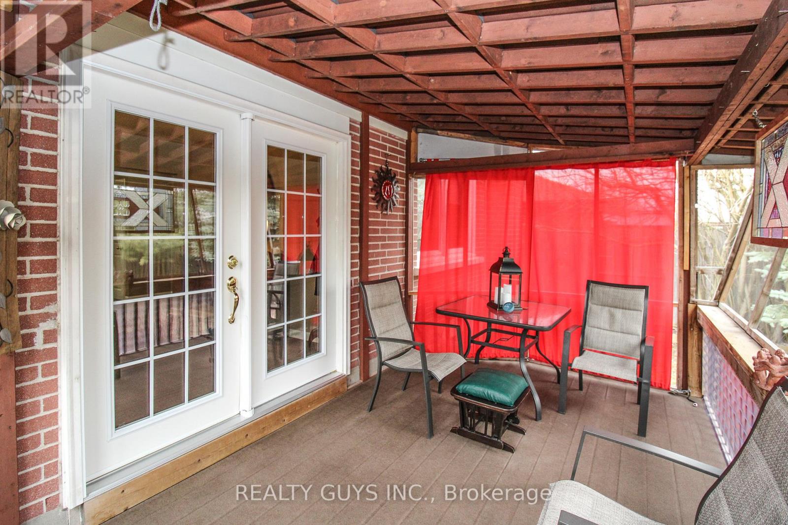 734 Crawford Place, Peterborough (Otonabee Ward 1), Ontario  K9J 3X3 - Photo 31 - X12996340