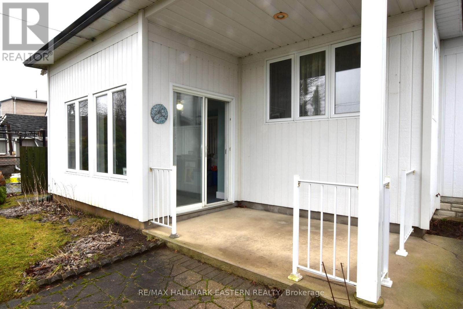 630 Cameron Street, Peterborough (Otonabee Ward 1), Ontario  K9J 3Z8 - Photo 15 - X12996914