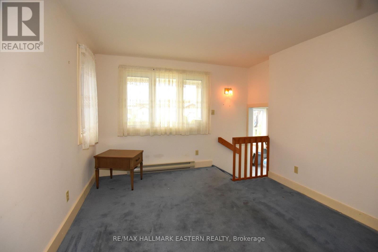 630 Cameron Street, Peterborough (Otonabee Ward 1), Ontario  K9J 3Z8 - Photo 8 - X12996914