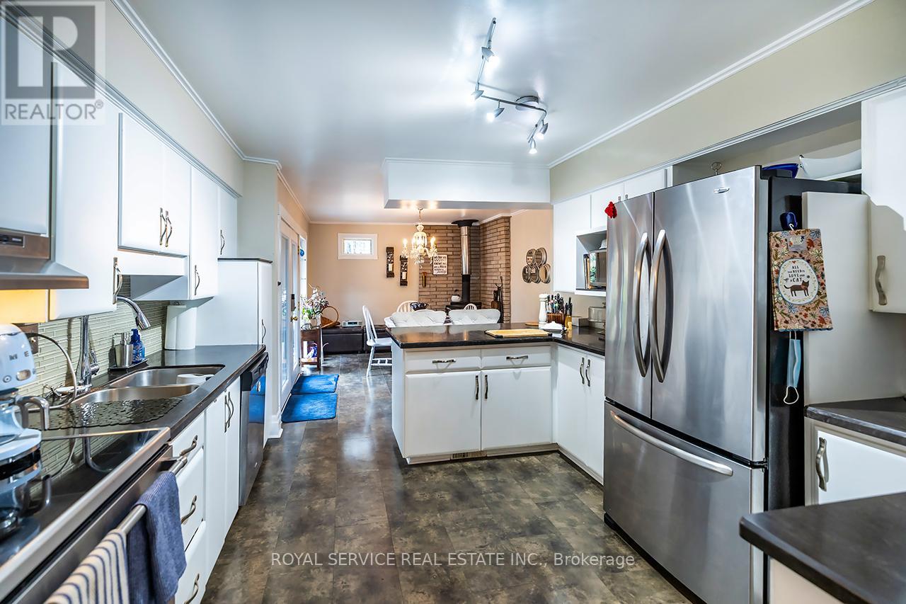 145 Coulter Drive, Kawartha Lakes (Pontypool), Ontario  L0A 1K0 - Photo 13 - X12996972