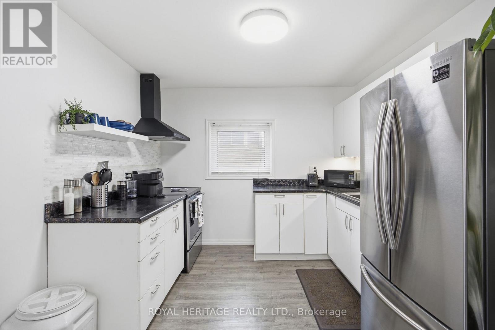 395 Edison Avenue, Peterborough (Otonabee Ward 1), Ontario  K9J 4G4 - Photo 14 - X12997248