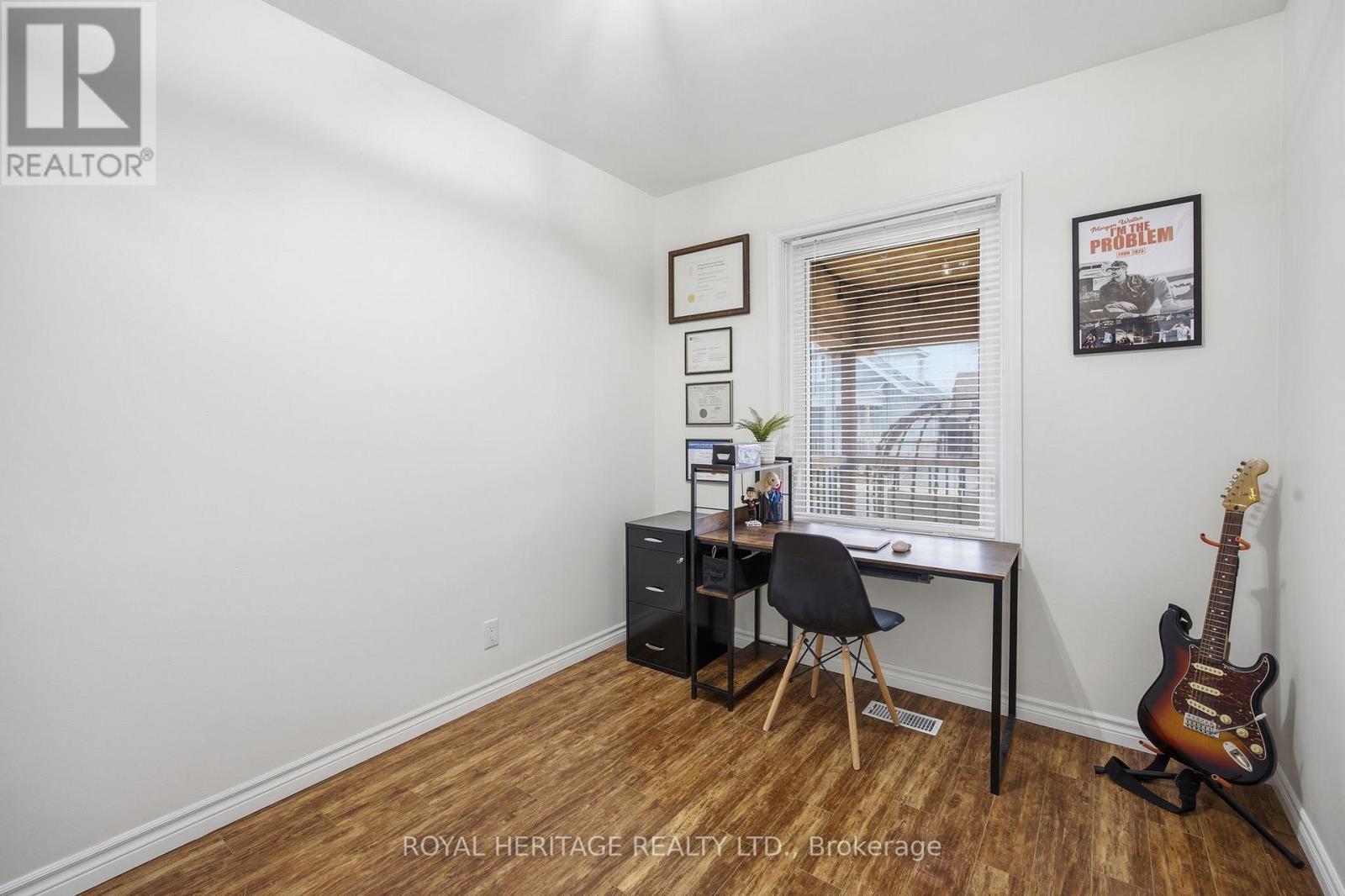 395 Edison Avenue, Peterborough (Otonabee Ward 1), Ontario  K9J 4G4 - Photo 19 - X12997248