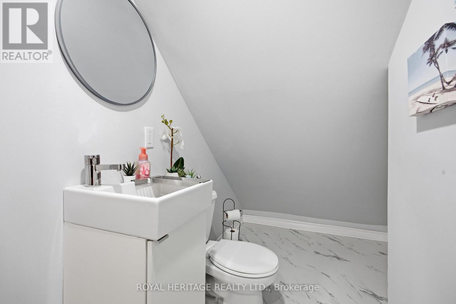 395 Edison Avenue, Peterborough (Otonabee Ward 1), Ontario  K9J 4G4 - Photo 31 - X12997248