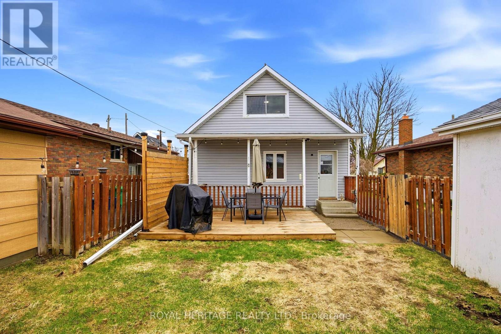 395 Edison Avenue, Peterborough (Otonabee Ward 1), Ontario  K9J 4G4 - Photo 38 - X12997248