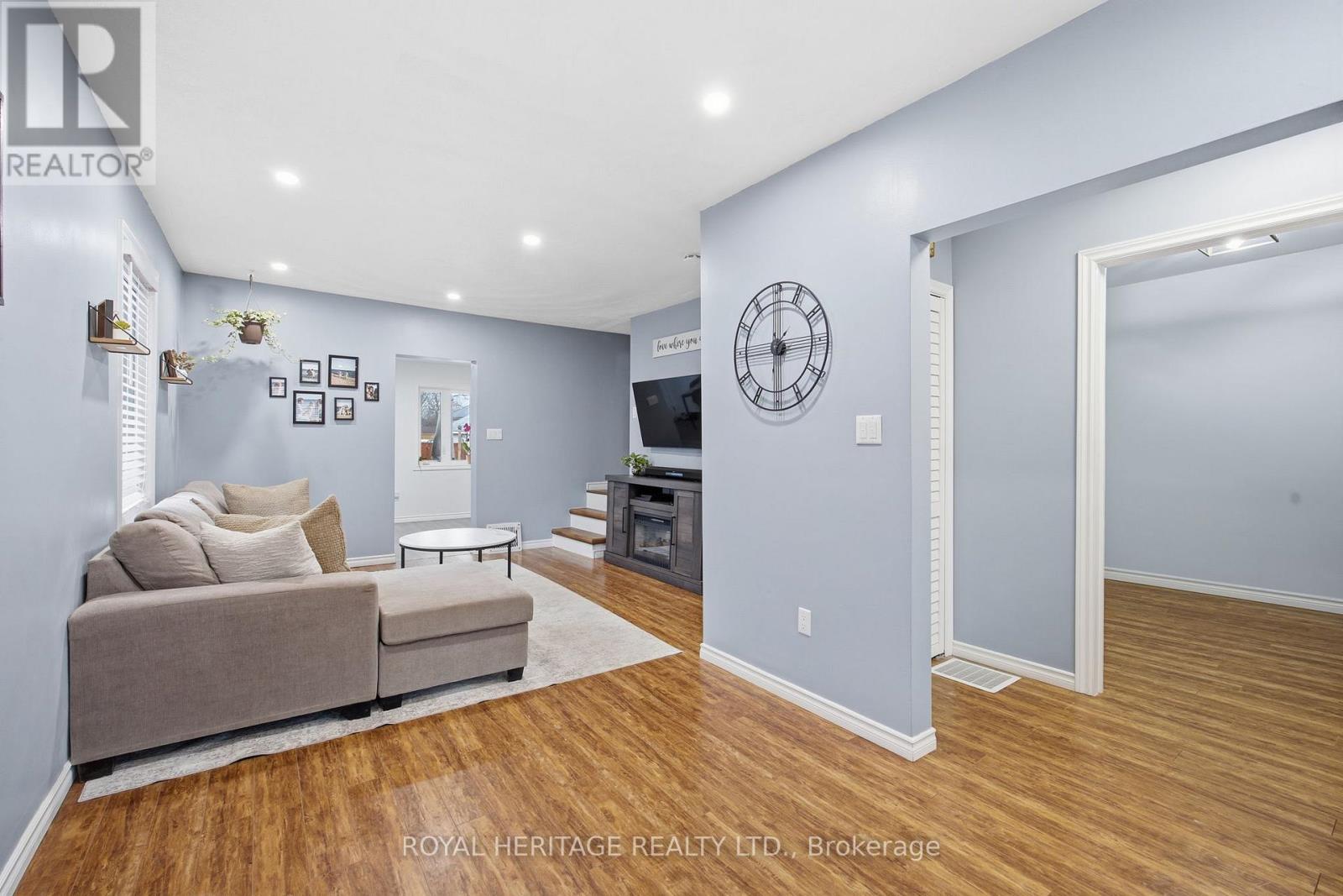 395 Edison Avenue, Peterborough (Otonabee Ward 1), Ontario  K9J 4G4 - Photo 8 - X12997248