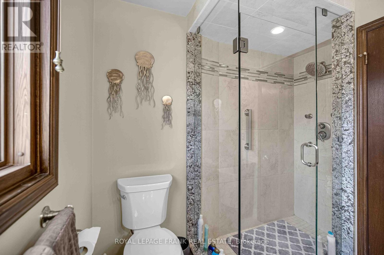 832 Parkhill Road W, Peterborough (Monaghan Ward 2), Ontario  K9J 6P1 - Photo 20 - X12997276