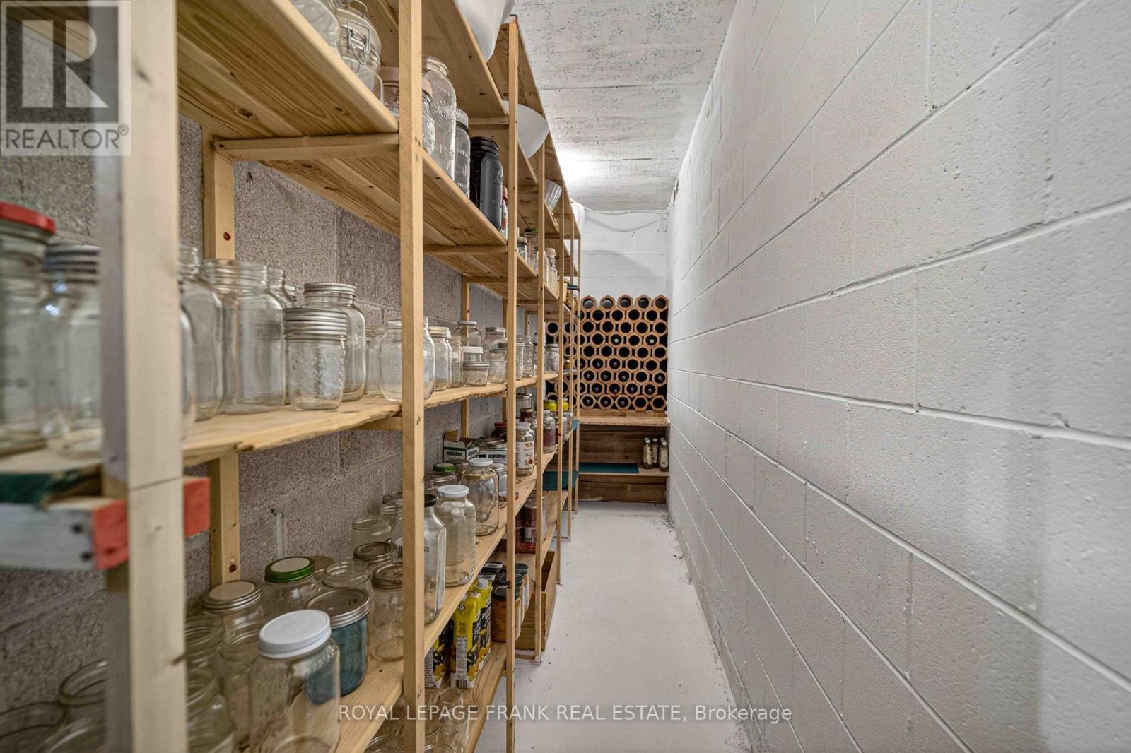 832 Parkhill Road W, Peterborough (Monaghan Ward 2), Ontario  K9J 6P1 - Photo 29 - X12997276