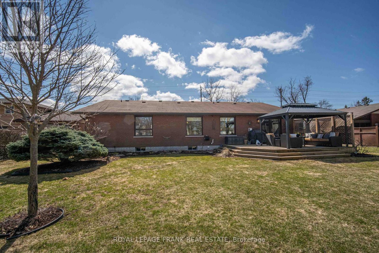 832 Parkhill Road W, Peterborough (Monaghan Ward 2), Ontario  K9J 6P1 - Photo 31 - X12997276