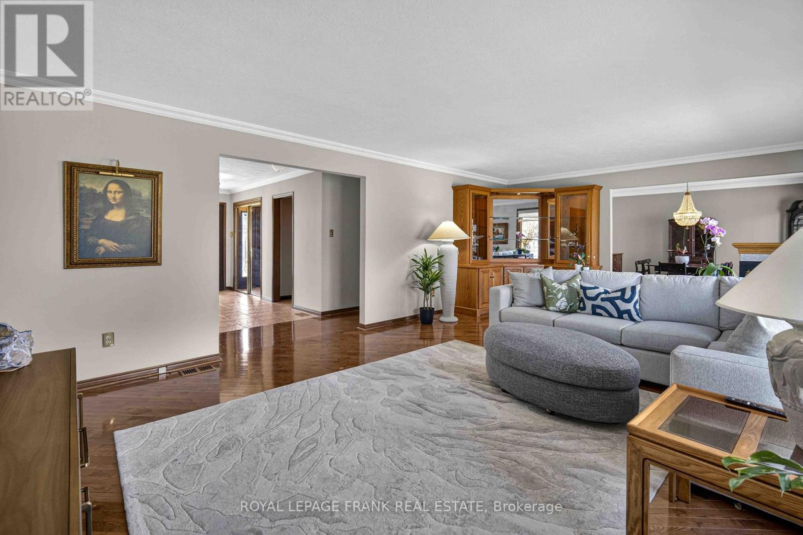 832 Parkhill Road W, Peterborough (Monaghan Ward 2), Ontario  K9J 6P1 - Photo 8 - X12997276